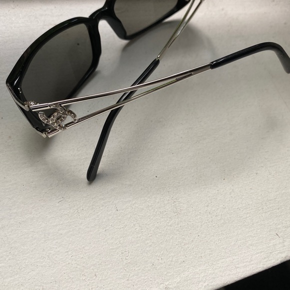 Chanel Crystal Sunglasses - Picture 3 of 4